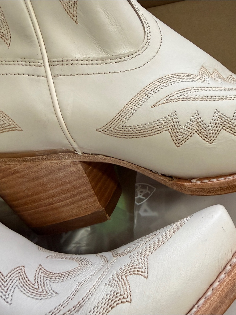 NWT Ariat Casanova X toe Blanco Ivory Cream Western Boots| Blanco Size 10 - Picture 13 of 16